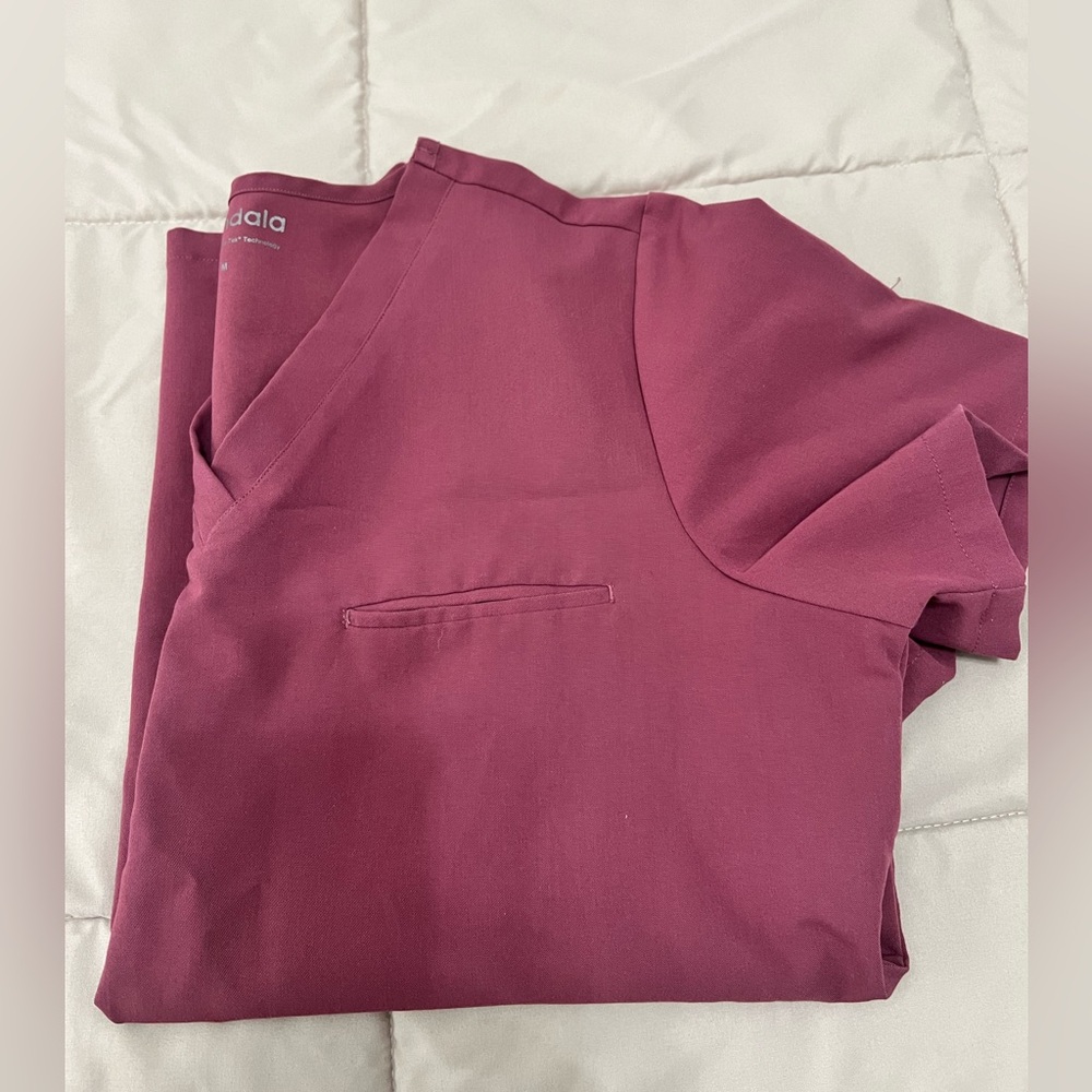 Mandala Scrubs Dusty Pink